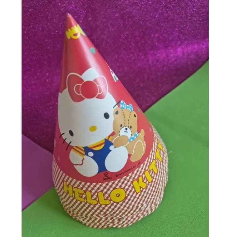Chapéu de Festa de Aniversário Hello Kitty Vermelho - 10 uni - Raro e Vintage Com selo de autenticidade