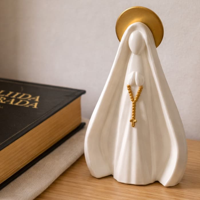 Escultura Nossa Senhora Aparecida, Moderna e Minimalista Decorativa 14cm de altura