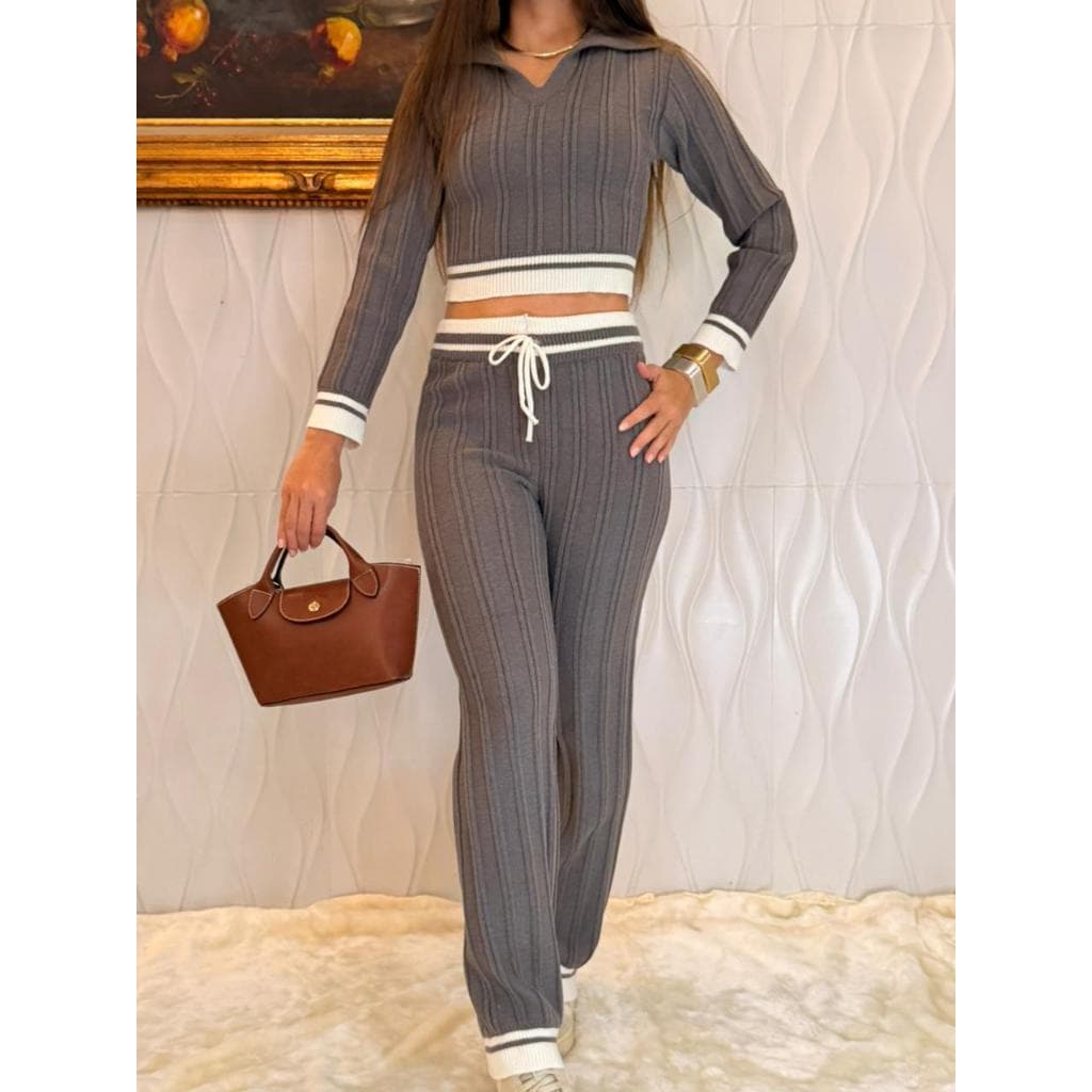 Conjunto Manga Longa Feminino Tricot Modal Blusa Gola Polo Calça Wide Leg com Cordão Detalhes em Listras Aerolook