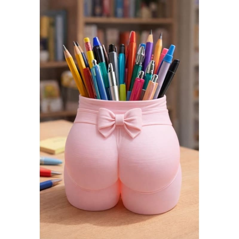 Porta Lápis Criativo em Formato de Shorts Rosa com Laço – Decoração Divertida e Funcional