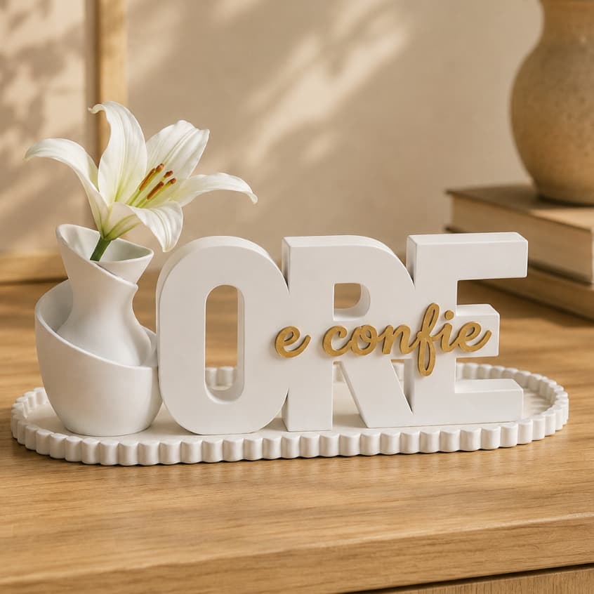 Kit Decorativo “Ore e Confie” com Vaso e Bandeja – Fé, Moderno e Elegância para seu Lar