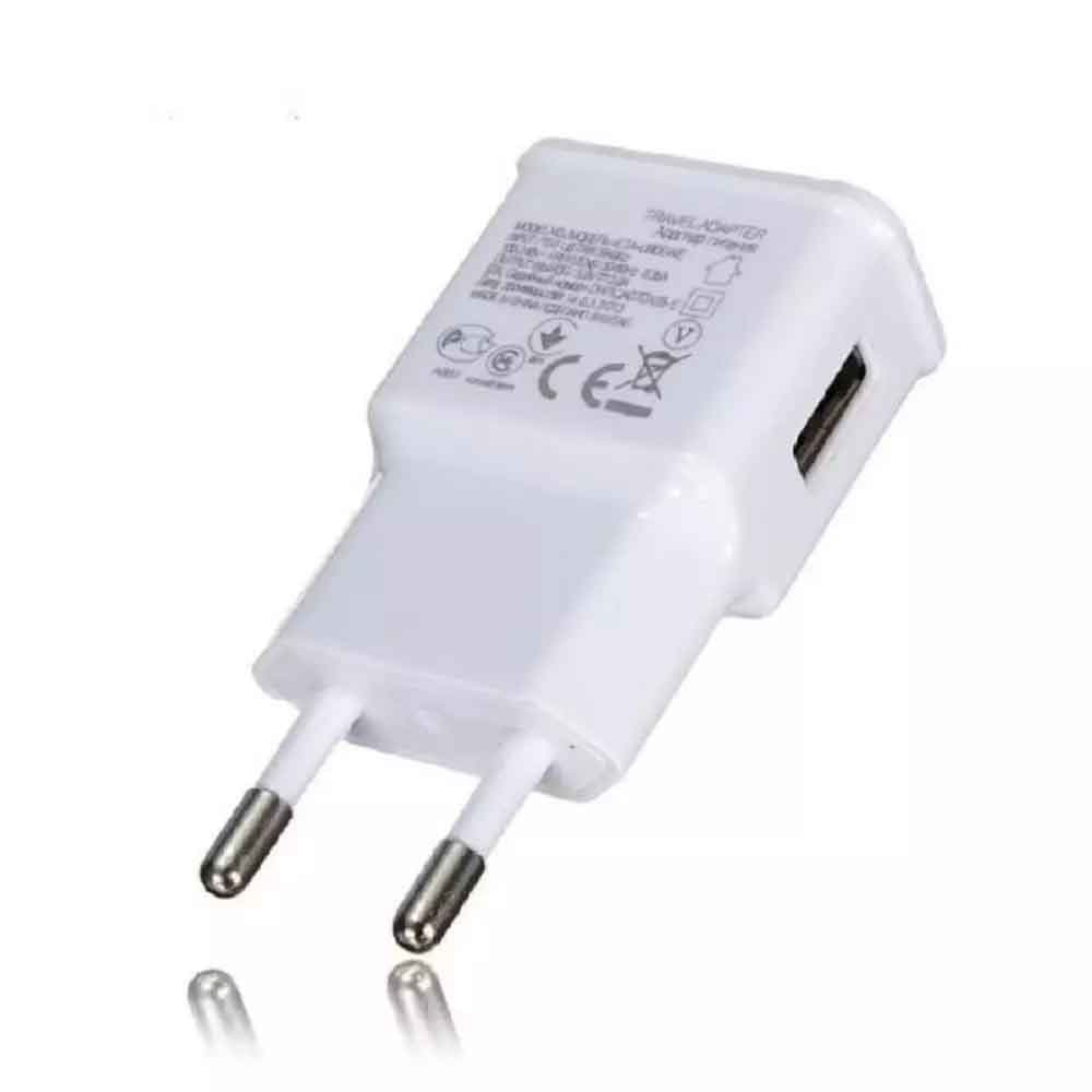 Carregador Tomada Plug Adaptador Fonte Usb 5v 2.0A Bivolt