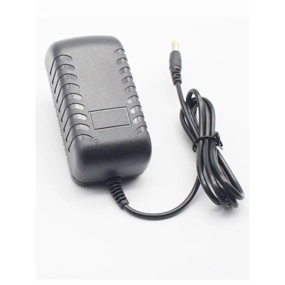 Fonte para Pedal 9V
