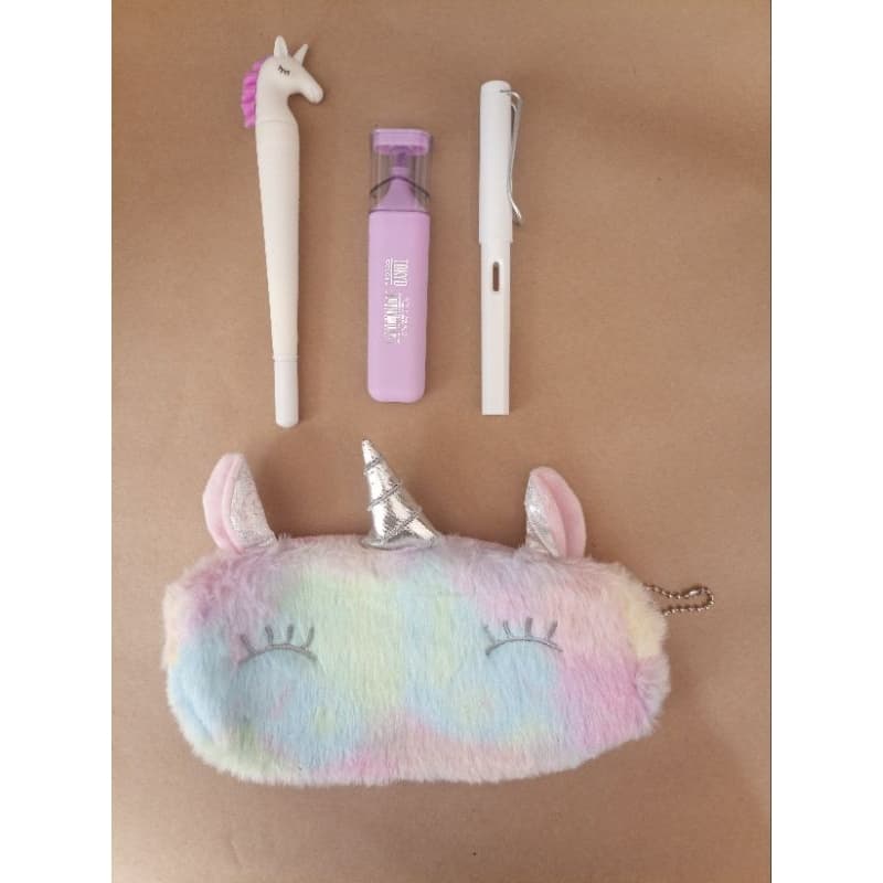 Kit Papelaria Kawaii Unicórnio Estojo Pelúcia + Caneta Unicórnio + Lápis Infinito