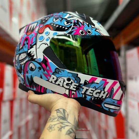 CAPACETE EXCLUSIVO RACE TECH SECTOR MONSTERS COLORIDO AZUL ROSA VISEIRA CRISTAL + CAMALEÃO NOVIDADE