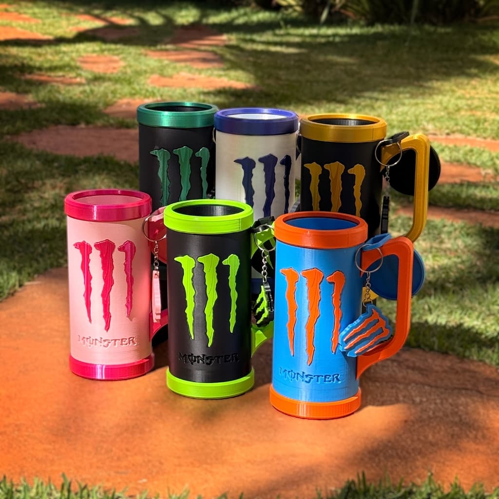 Kit Porta-Latas 4 em 1 Monster 473 ml com Abridor, Tampa, Chaveiro e Compartimento Secreto