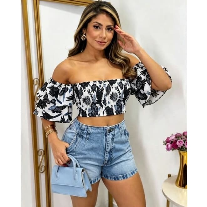 Blusa Cropped Ciganinha Feminina Manga Curta Trompete com Lastex no Busto
