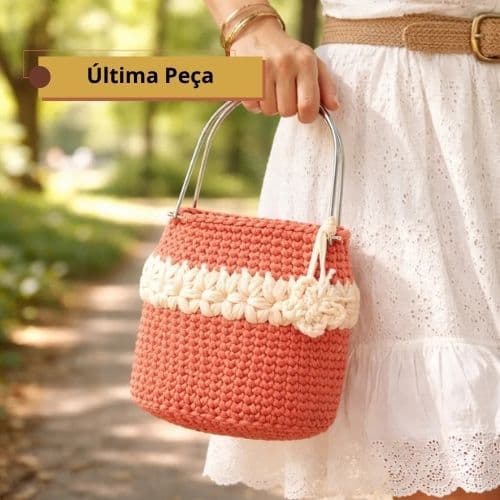 Última Peça | Bolsa Feminina de Crochê Terracota | Margaridas Salmão | Fio de Malha