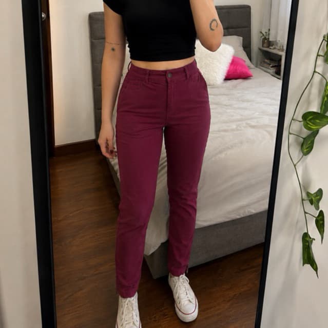 Calça Feminina Skinny Color Com Zíper na Barra Cintura Alta Confortável Tam 46 Moda Casual