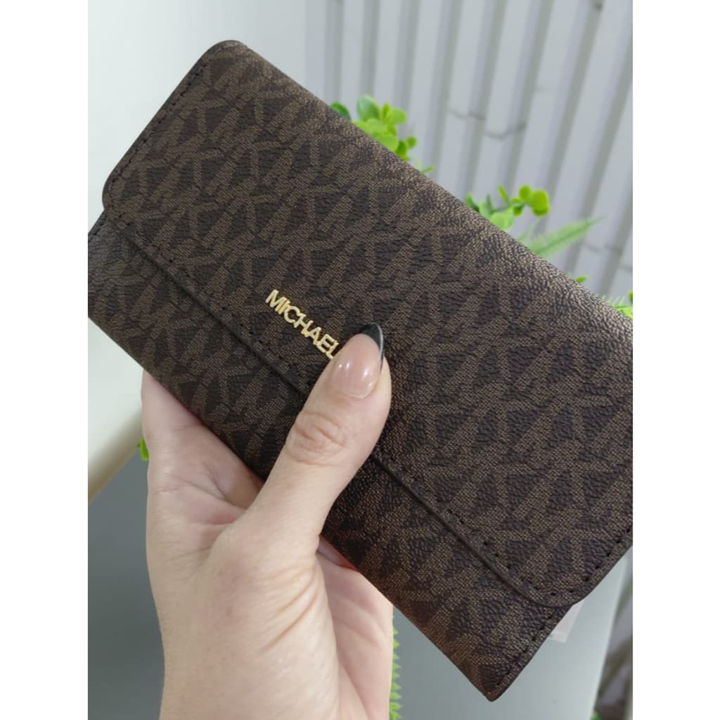 Carteira Feminina em Couro 100% Legitimo Marrom - M.K. Jet Set Travel Large Brown Signature Logo Trifold Wallet Clutch