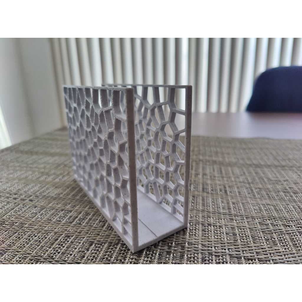Porta-Guardanapos Voronoi – Suporte Moderno e Decorativo para Mesa