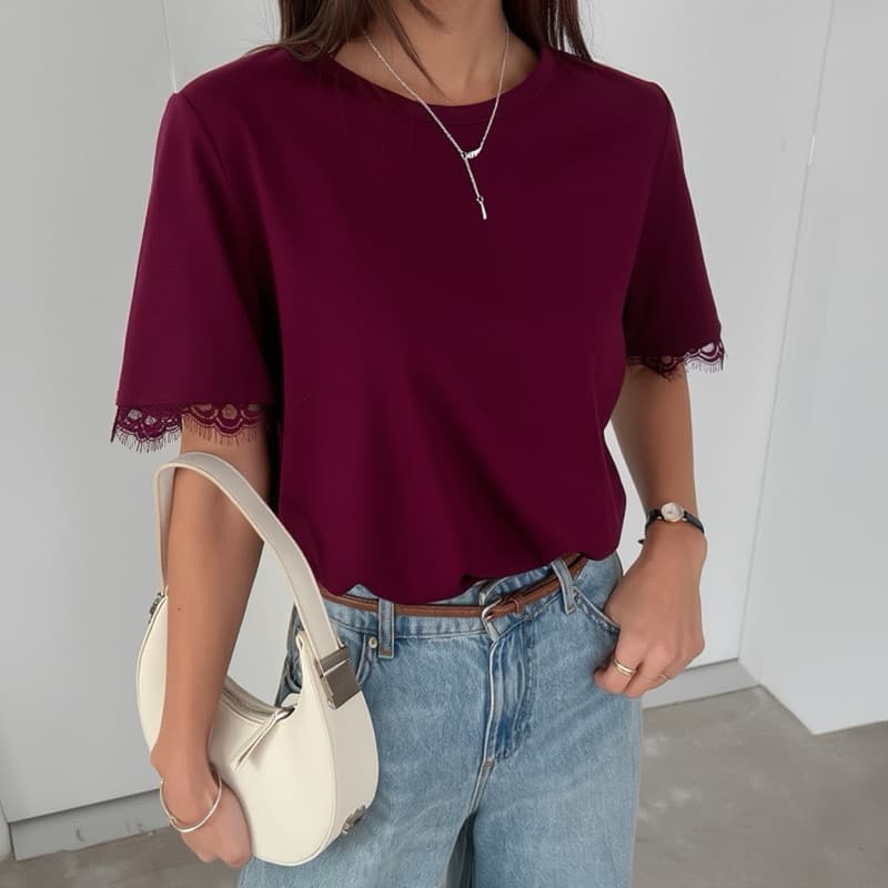 Camiseta Algodão Detalhe Renda Na Manga Estilsa Moda Feminina Fashionista Confortável Alta Qualidade