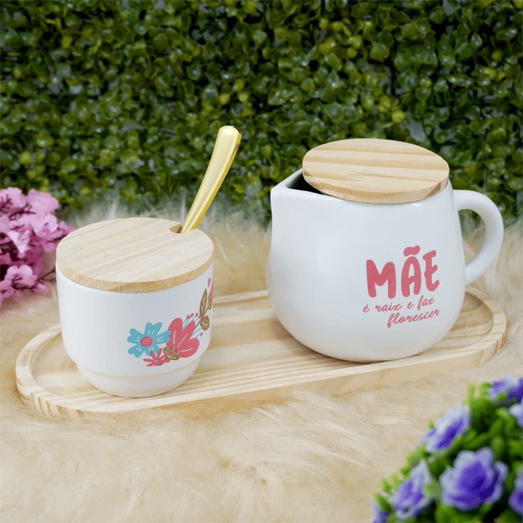 Kit Açucareiro com colher + Leiteira 500ml em Porcelana tampa e bandeja Pinus Mãe é Raiz