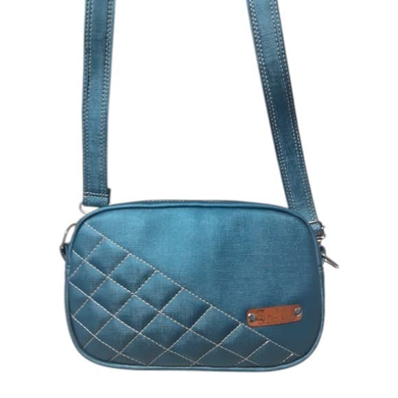BOLSA FEMININA TRANSVERSAL COM ALÇA REMOVÍVEL ( MATELASSADO ) / BOLSA TIRACOLO / MODA FEMININA - DYH BOLSAS _ DYH BOLSAS