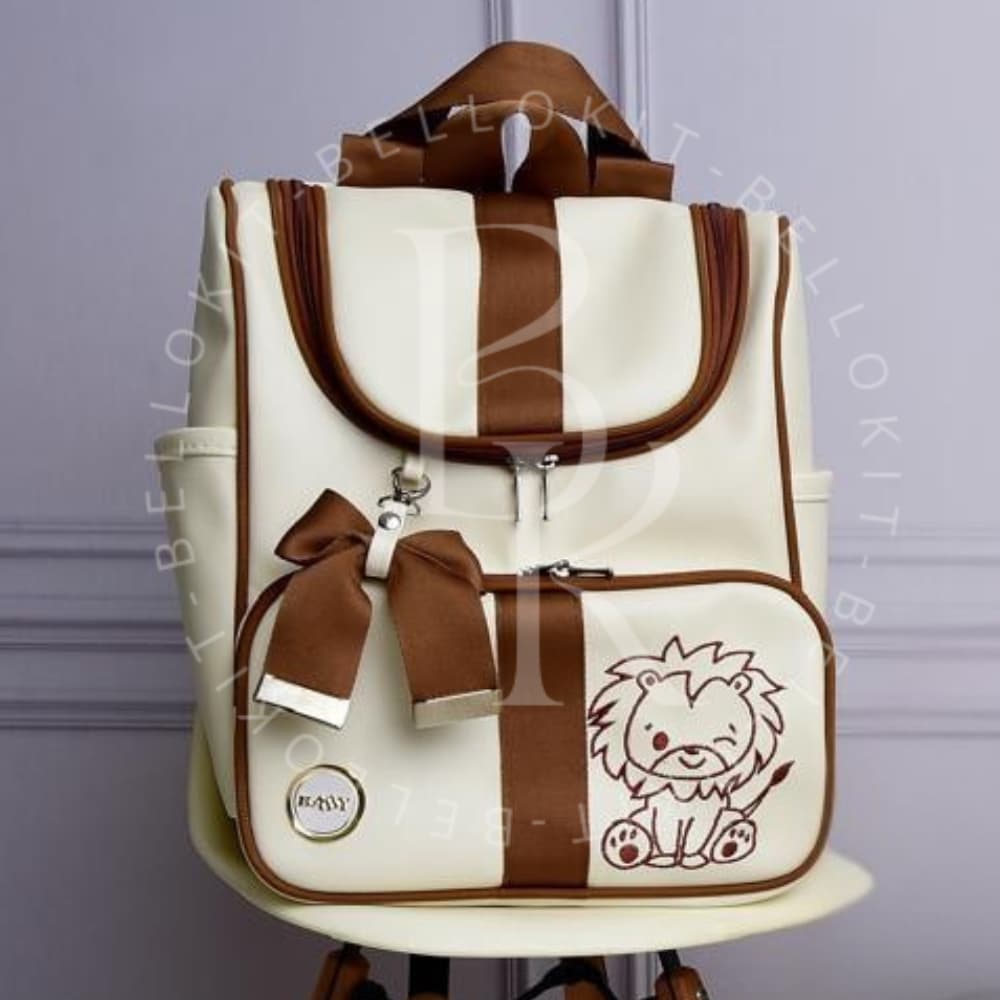 Mochila maternidade multifuncional bordado flor e leaozinho pra menino e menina