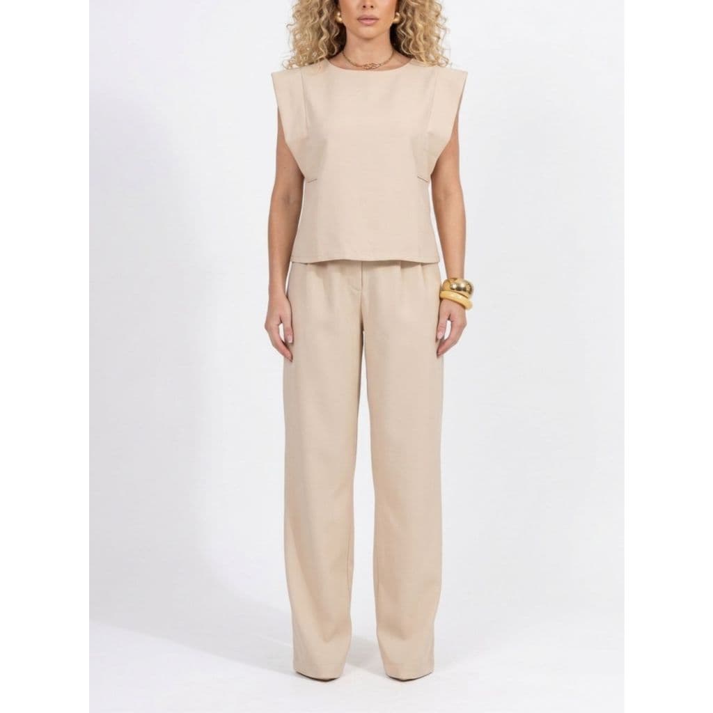 Conjunto Alfaiataria Blusa Regata Ombreiras e Calça Pantalona Reta Social