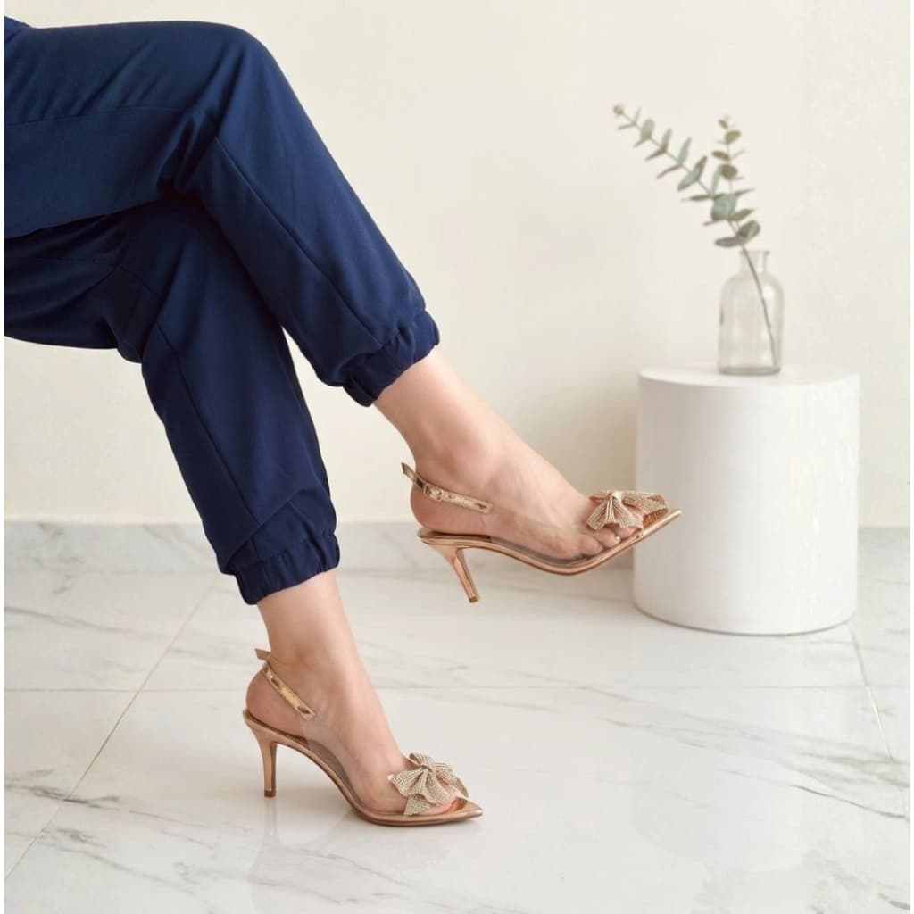 Sandália Feminina Salto baixo com Laço Strass – Elegante e Confortável