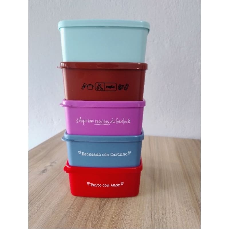 Jeitosinho Tupperware/Pote para congelar alimentos/ 400 ml cada.