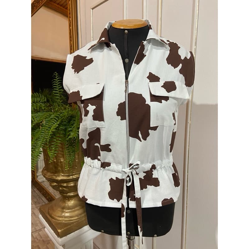 Colete Feminino Cow Print em Sarja | Modelagem Acinturada com Zíper
