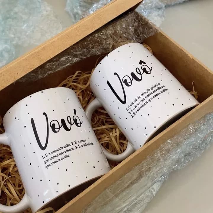 Kit Anúncio Gravidez Pontinhos Caixa c/ 1, 2, 3 ou 4 Canecas I Promovido Vovô, Vovó, Titio ou Titia