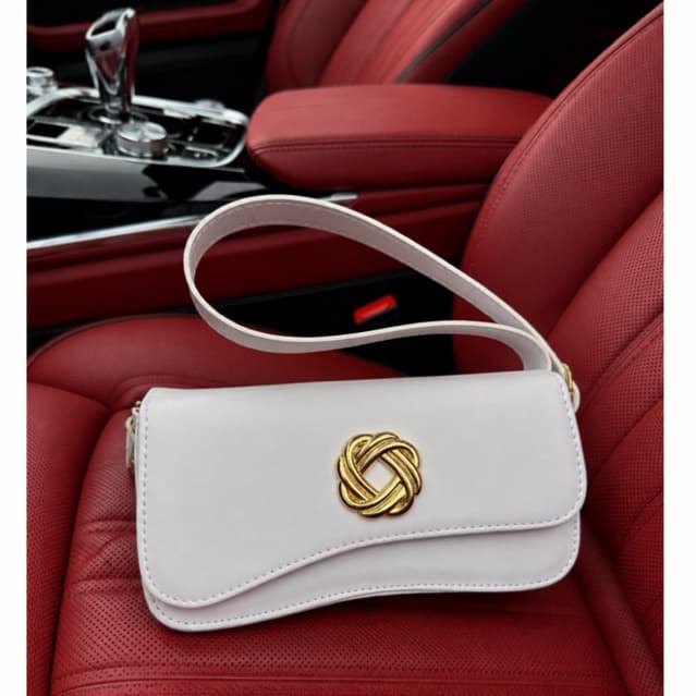 Bolsa Off White Estilo Baguete de Ombro Compacta Envio Imediato  Novidade