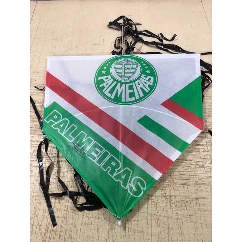 Pipa do Palmeiras com rabiola.