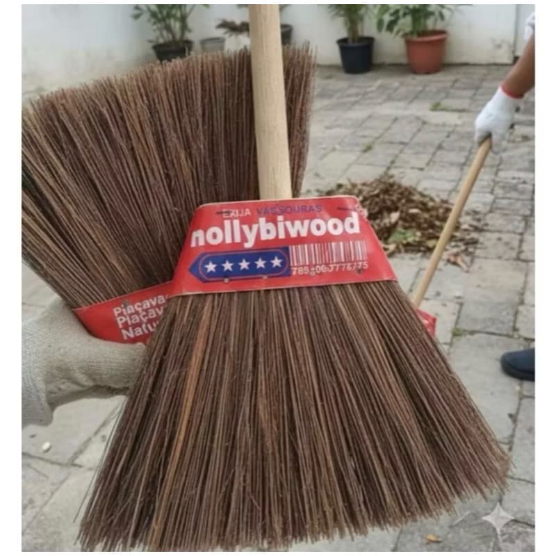Ultra Vassoura Piaçava Natural Reforçada | Quintal, Garagem e Calçadas