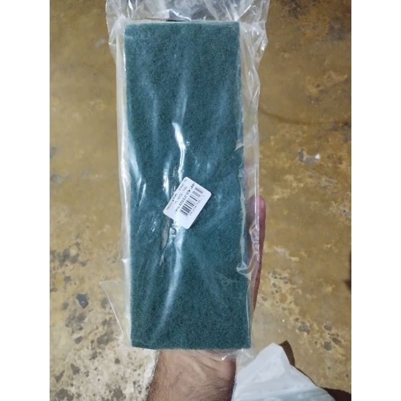 esponja de limpeza de rosca para cabo de vassoura e todo.