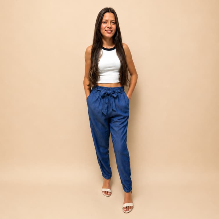 Calça Jogger Feminina Cintura Alta Com Bolso Tecido Leve Com Amarração Confortável Casual Comfy