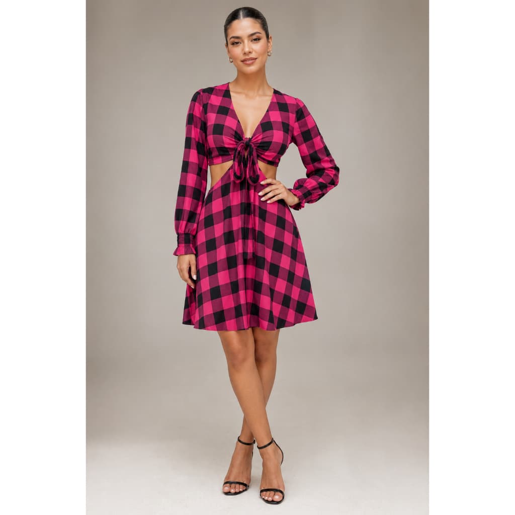 Vestido Feminino Curto Xadrez com Amarração Frontal e Recorte na Cintura – Rodado e Estiloso, tendência festas juninas