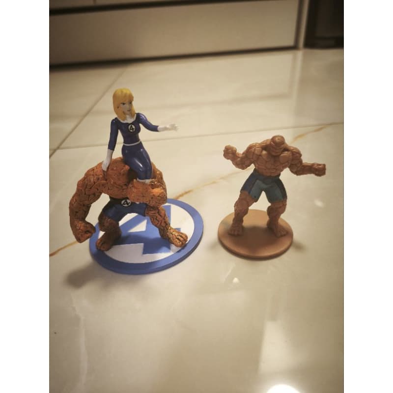 Figures Originais O Coisa e Mulher Invisível Oficial Marvel Quarteto Fantástico