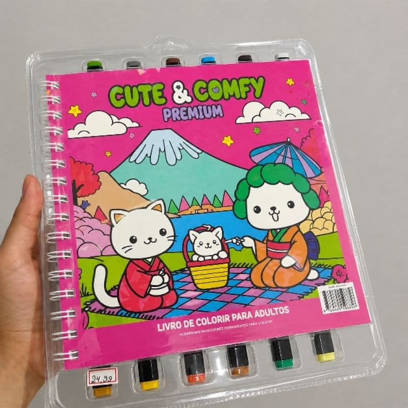 Livro de Colorir Cute & Comfy Premium 21x21 cm com 12 Canetas Artísticas Espiral