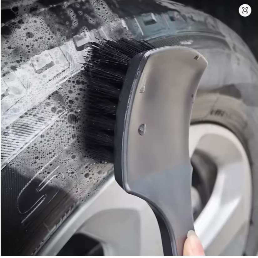 Escova de Limpeza Automotiva para Pneus e Rodas cerdas média detalhamento automotivo