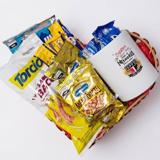 Cesta Torcedor Ótima opção de presente/12 Itens+Caneca+Petisco/Especial Dia Dos Pais e Aniversários