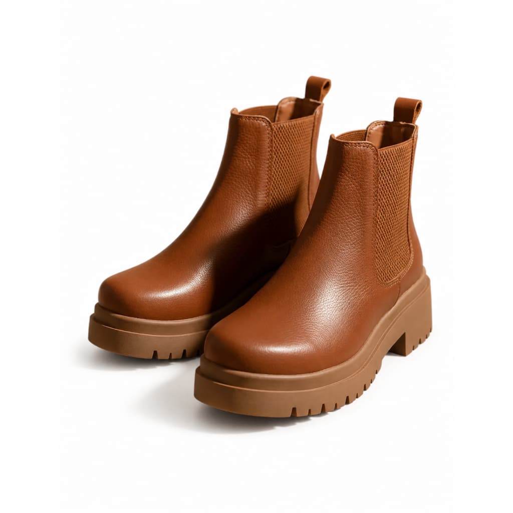 Bota Feminina Chelsea Casual Cano Curto Couro Legitimo Dia a Dia Confortavél SoladoTratorada