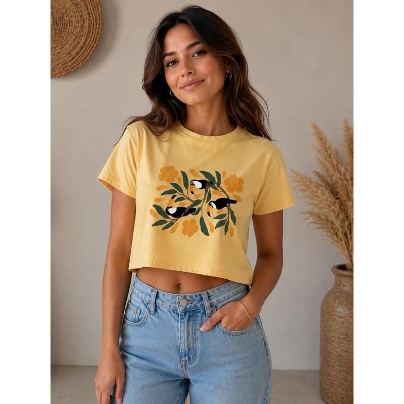 Camiseta Cropped Feminina Estampa Tropical Tucano