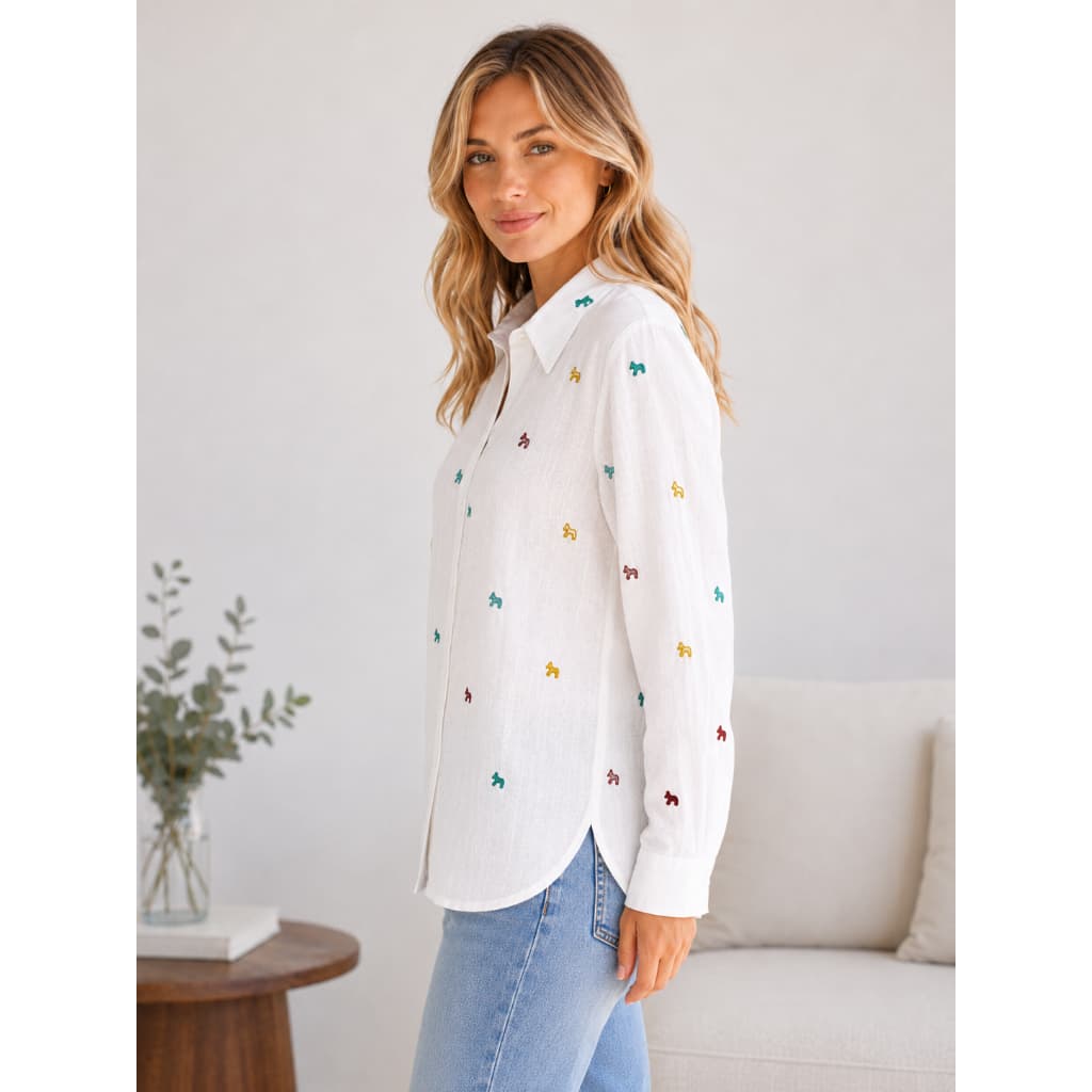 Camisa Feminina Manga Longa Branca em Linho Estampada Cachorrinho colorido Estilo Casual Fofo Primavera Verão