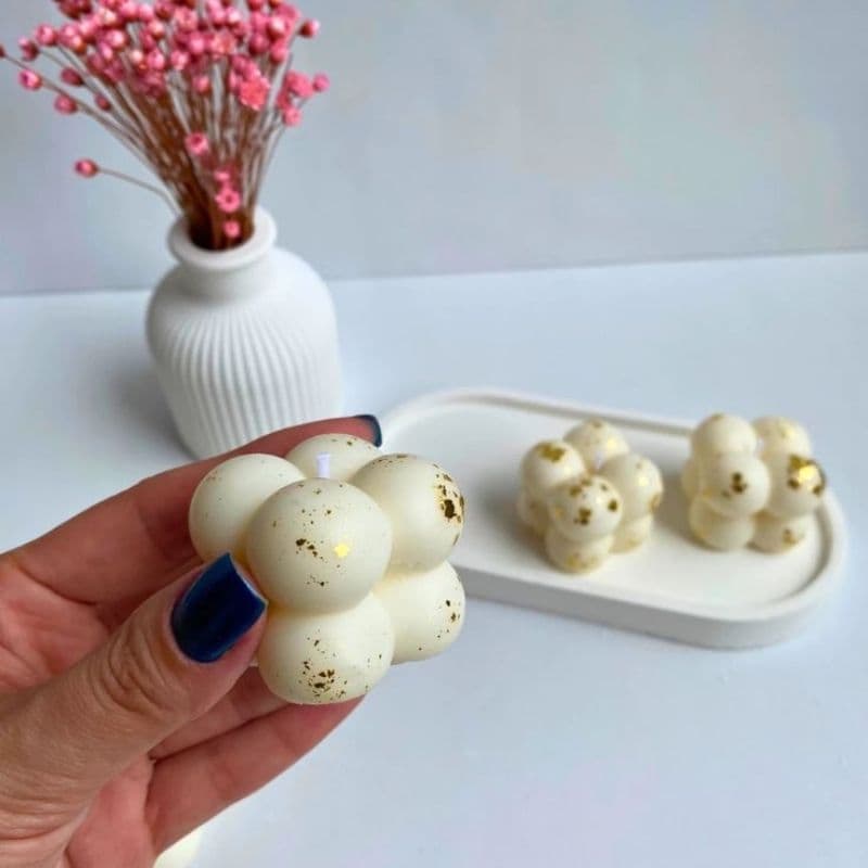 vela aromatica bubble com folhas de ouro, lembrancinha de casamento, batizado, chá de bebê, vela bubble dourada