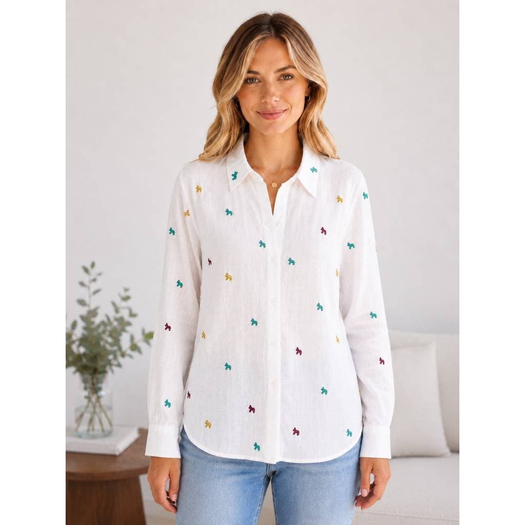Camisa feminina branca de linho, manga longa, com bordado de cachorrinhos coloridos, casual para primavera e verão