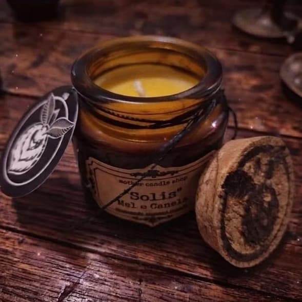 Vela aromática Solis - Mel e Canela 70g | Vela Artesanal | Cera de coco | Oriental Gourmand | Presente | Vela Artesanal