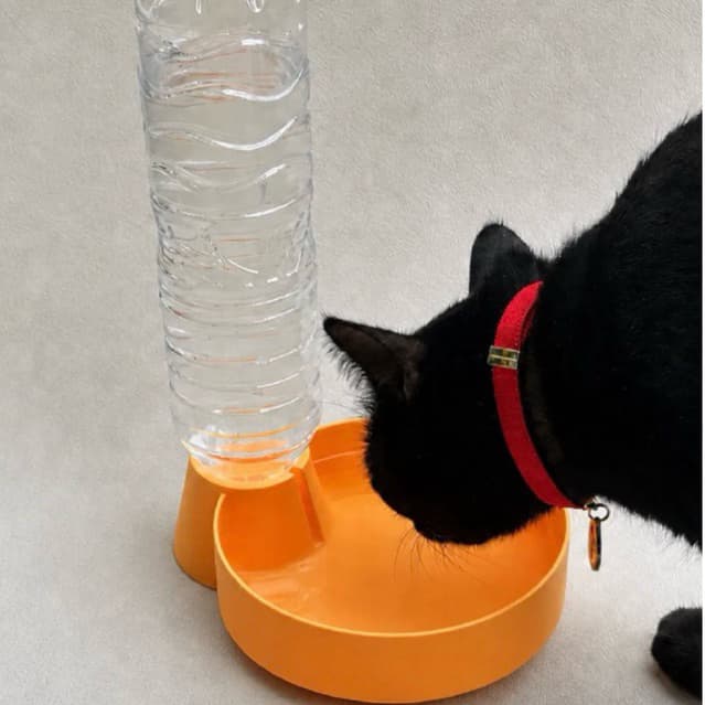 Bebedouro Automático para Animais de Estimação – Recarga por Gravidade