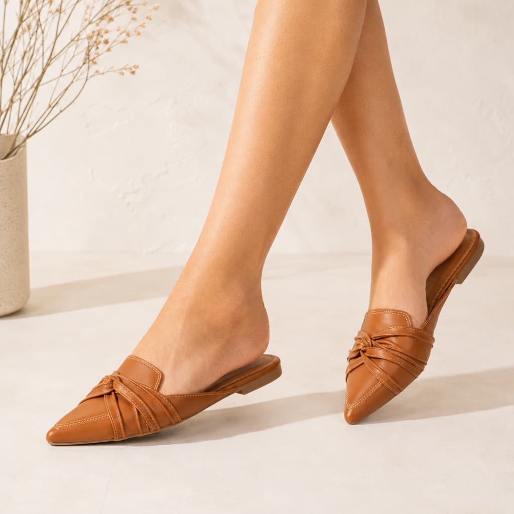 Mule Feminino Bico Fino Confort - Caramelo