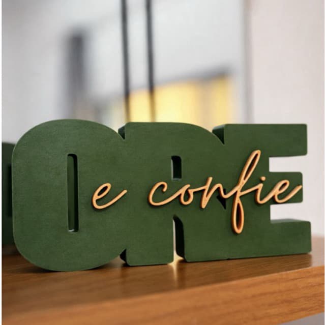 Placa Decorativa “Ore e Confie” – Decoração - Casa - Fé - religioso - Sala - quarto - escritório - Presente