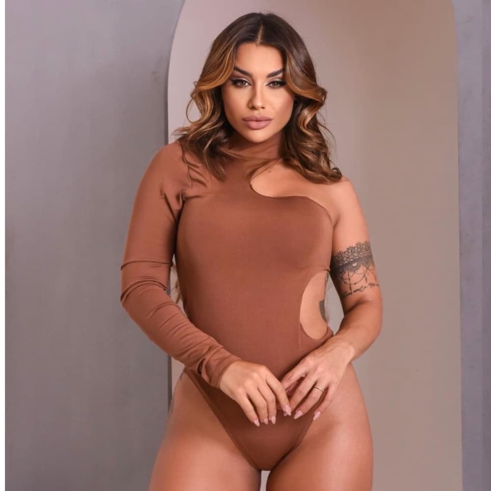 Bory Body feminino gringo manga longa costa cavada moda gringa