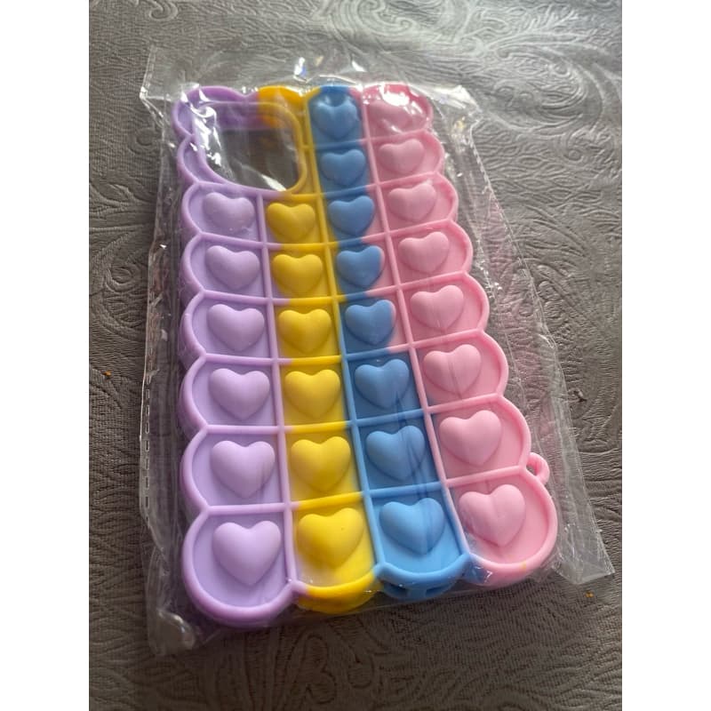 Capinha Pop It Corações para iPhone 11 Pro Max – Antiestresse Colorida