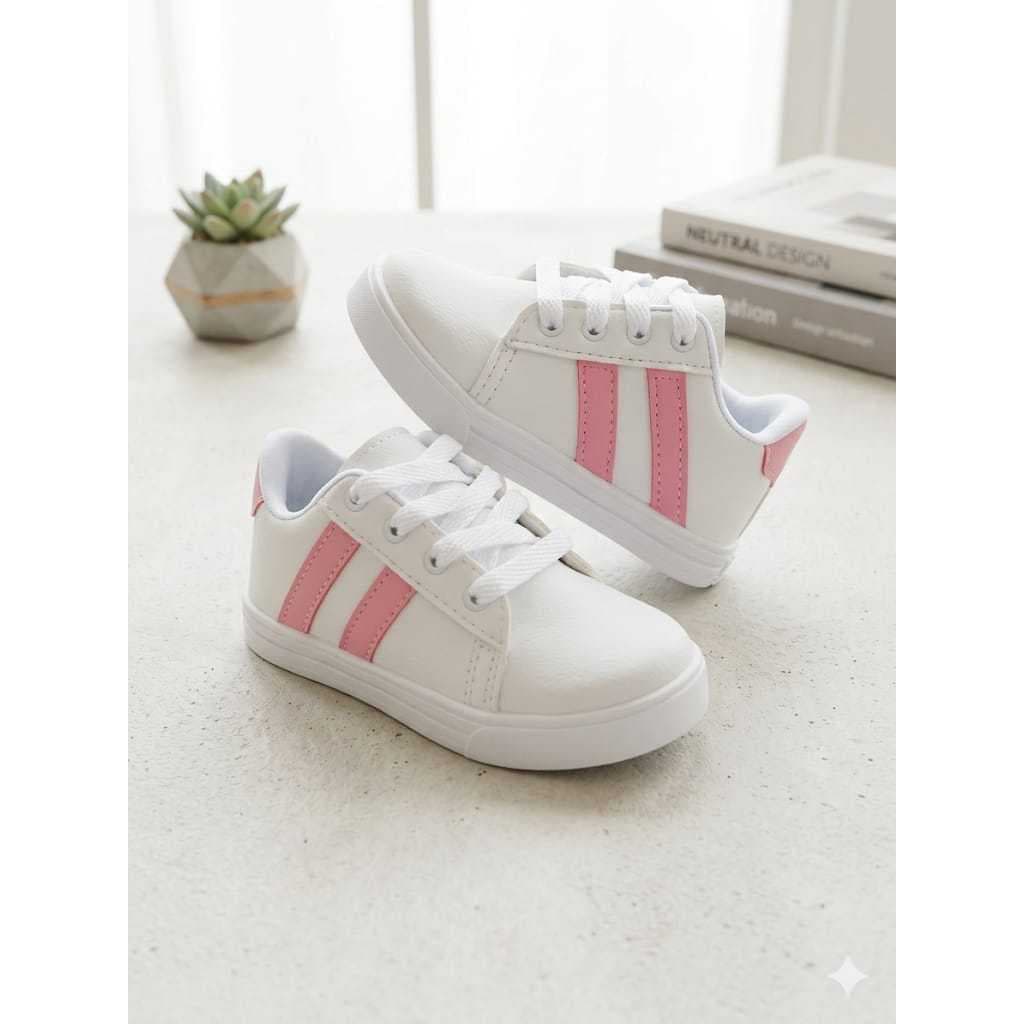 Tenis infantil unissex branco detalhe rosa ou preto confortavel e estiloso fechamento em cadarço
