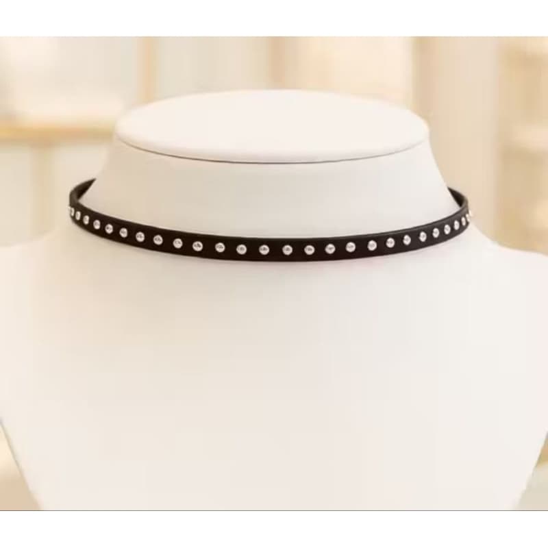 Choker Gargantilha Colar Cordão Courinho Camurça Preto,Nude,Marrom com Tachinhas Vintage Western Country