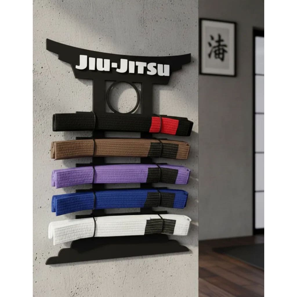 Porta Faixas Jiu Jitsu + Abraçadeiras De Parede