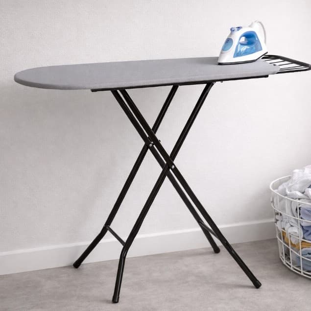 Tábua de Passar Roupa 117cm Dobrável Reforçada Compacta e Resistente