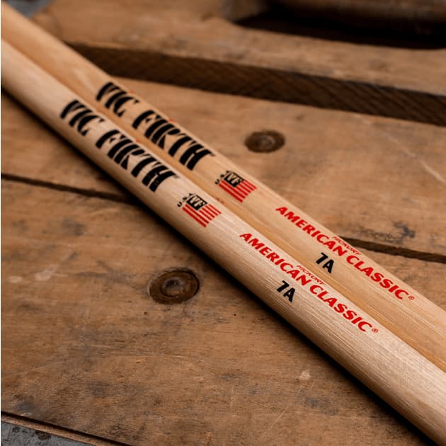 Baqueta Vic Firth Corpsmaster 7A Ponta De Madeira
